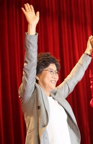 이혜훈 서울시장 예비후보, 새누리당 동대문을 당원협의회 결의대회 참석해 인사 하고 있다.