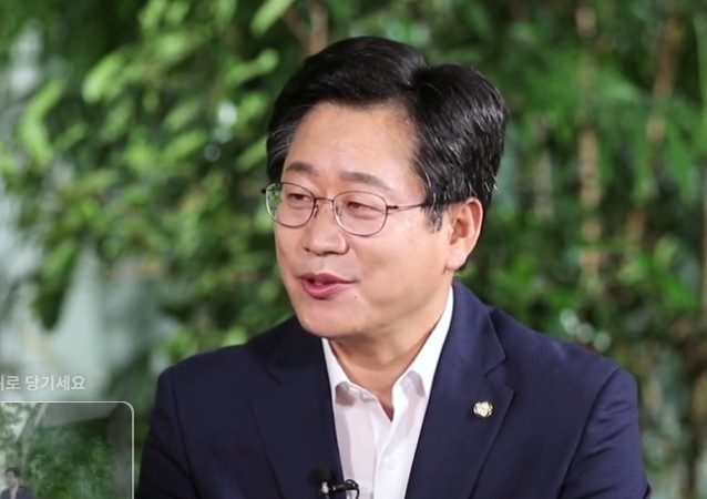 전북도지사 출마를 선언한 안호영 국회의원