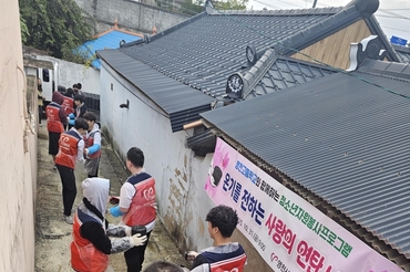 영천고 학생들과 ‘사랑의 연탄 나눔 봉사’ 귀감이 되고 있다.