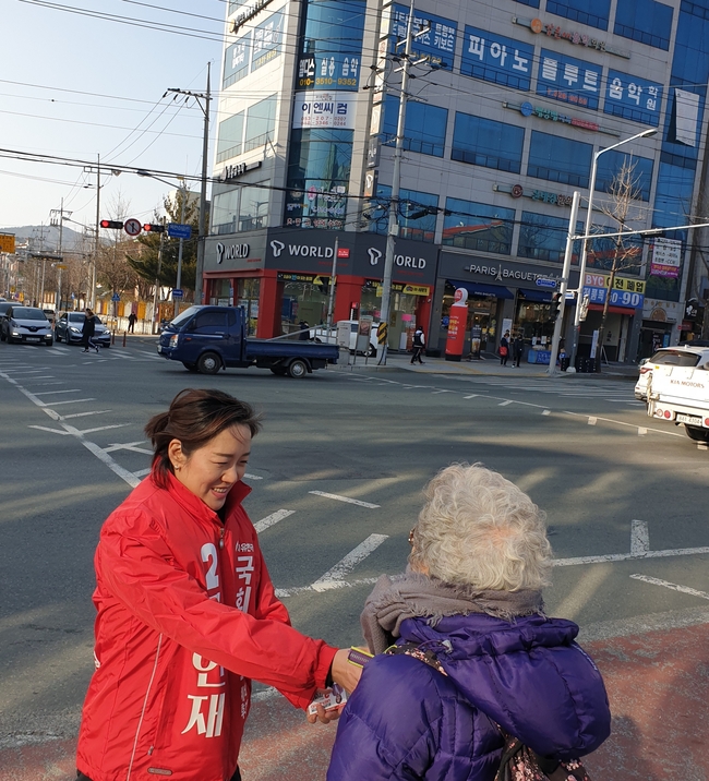  자유한국당 최연소 국회의원 출마자 강연재 예비후보  