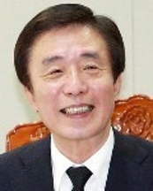 그림입니다.

원본 그림의 이름: 김범일.jpg

원본 그림의 크기: 가로 173pixel, 세로 216pixel